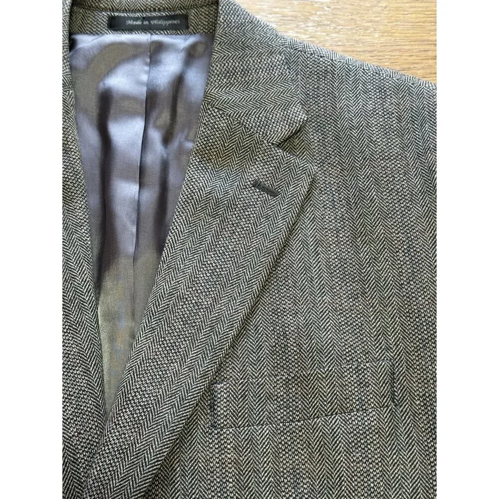 Lauren‎ Ralph Lauren Gray Herringbone Style 100% Wool Size 42S Professional City